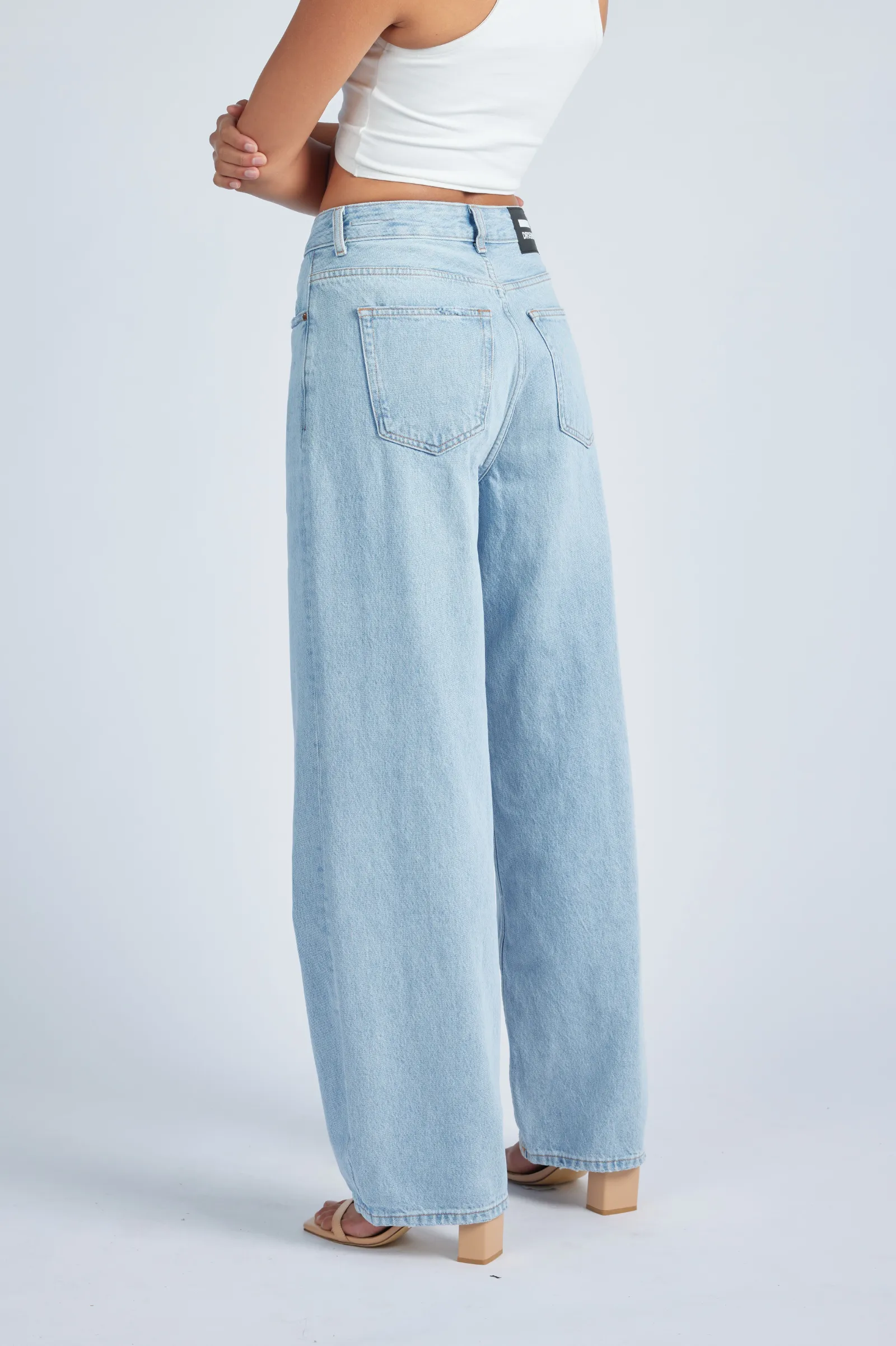 Donna Baggy Jeans - Stream Light Worn