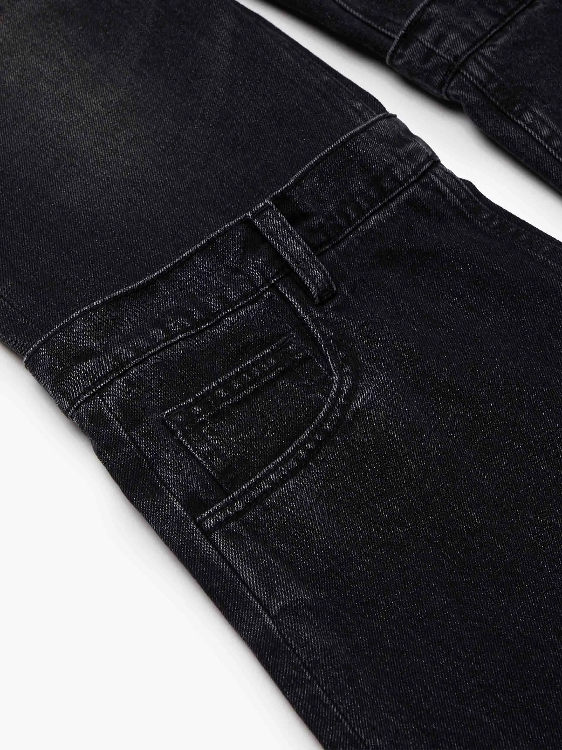 Relaxed Straight Leg Jeans