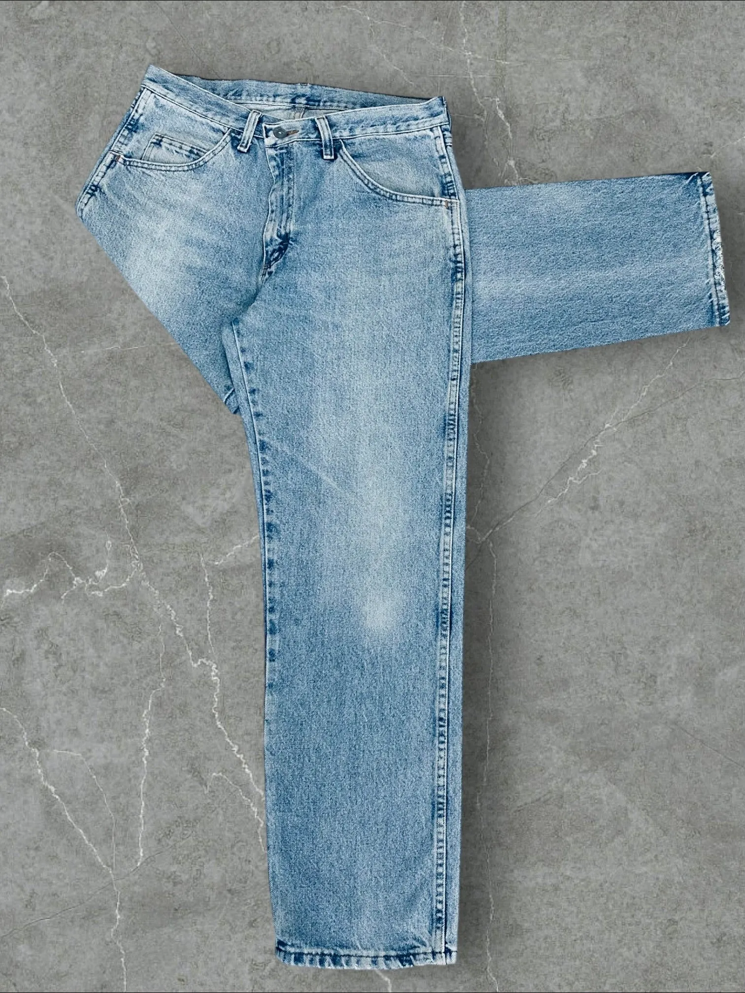 RUSTLER STRAIGHT LEG VINTAGE JEANS